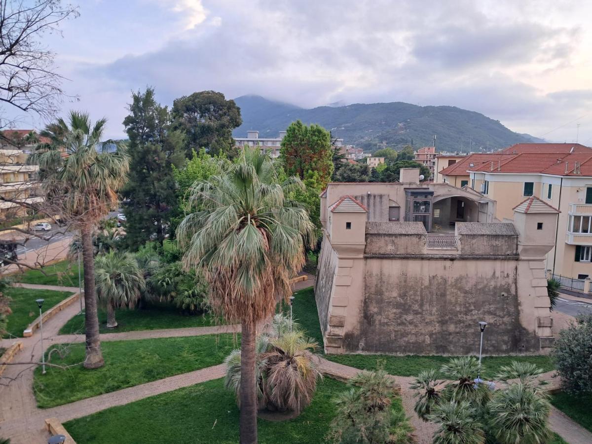Апартаменти Casa Di Andrea Альбенга Екстер'єр фото